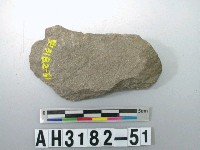 藏品(小型舌刃打製石斧)的圖片